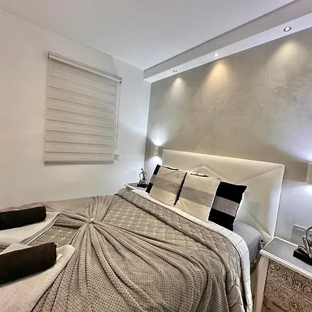 Luxury House Atlantico Private Heated Pool Apartment *