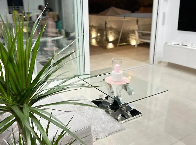 Luxury House Atlantico Private Heated Pool Апартаменты