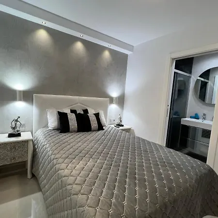 Apartamento Luxury House Atlantico Private Heated Pool Costa Adeje (Tenerife)