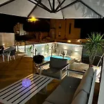 Luxury House Atlantico Private Heated Pool アデヘ
