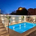 Luxury House Atlantico Private Heated Pool アデヘ